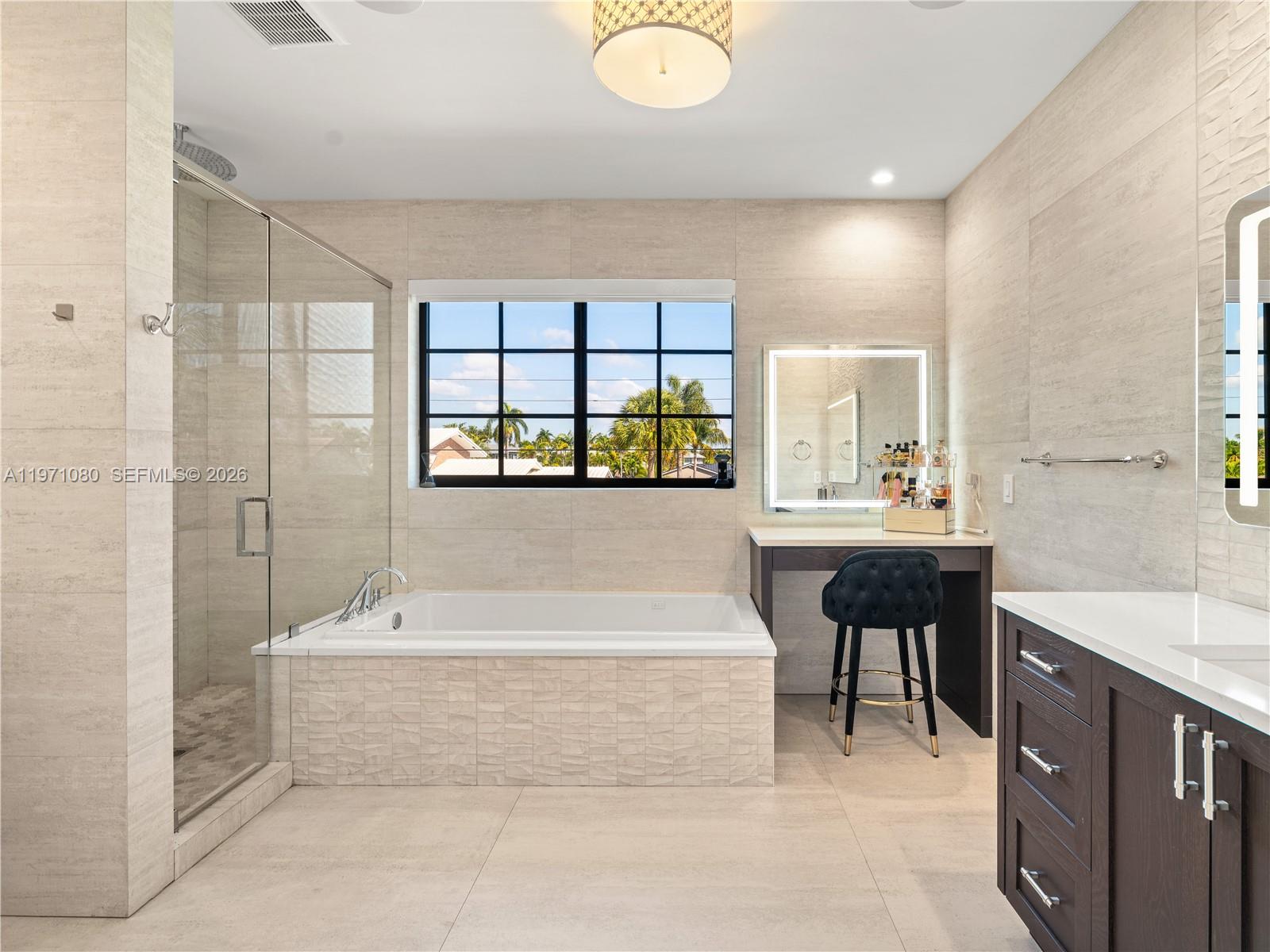 2512 SE 9th St Pompano Beach, FL 33062