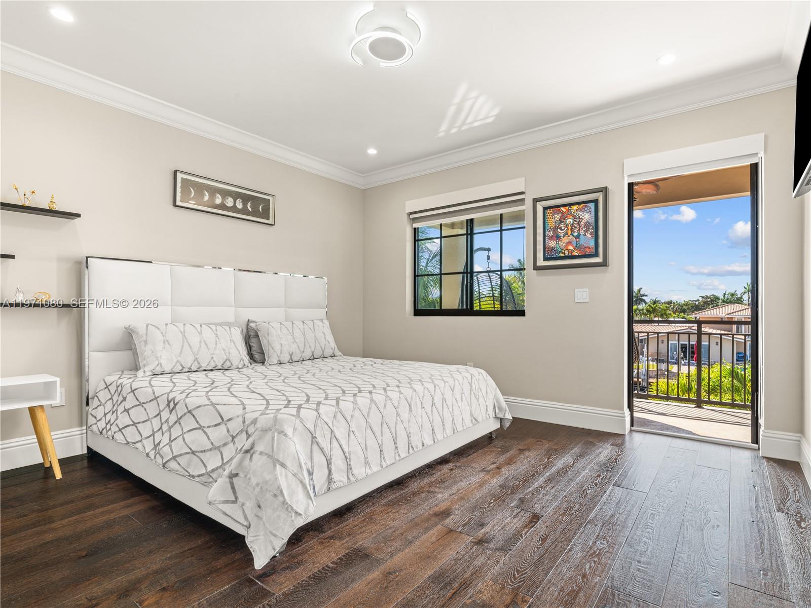 2512 SE 9th St Pompano Beach, FL 33062