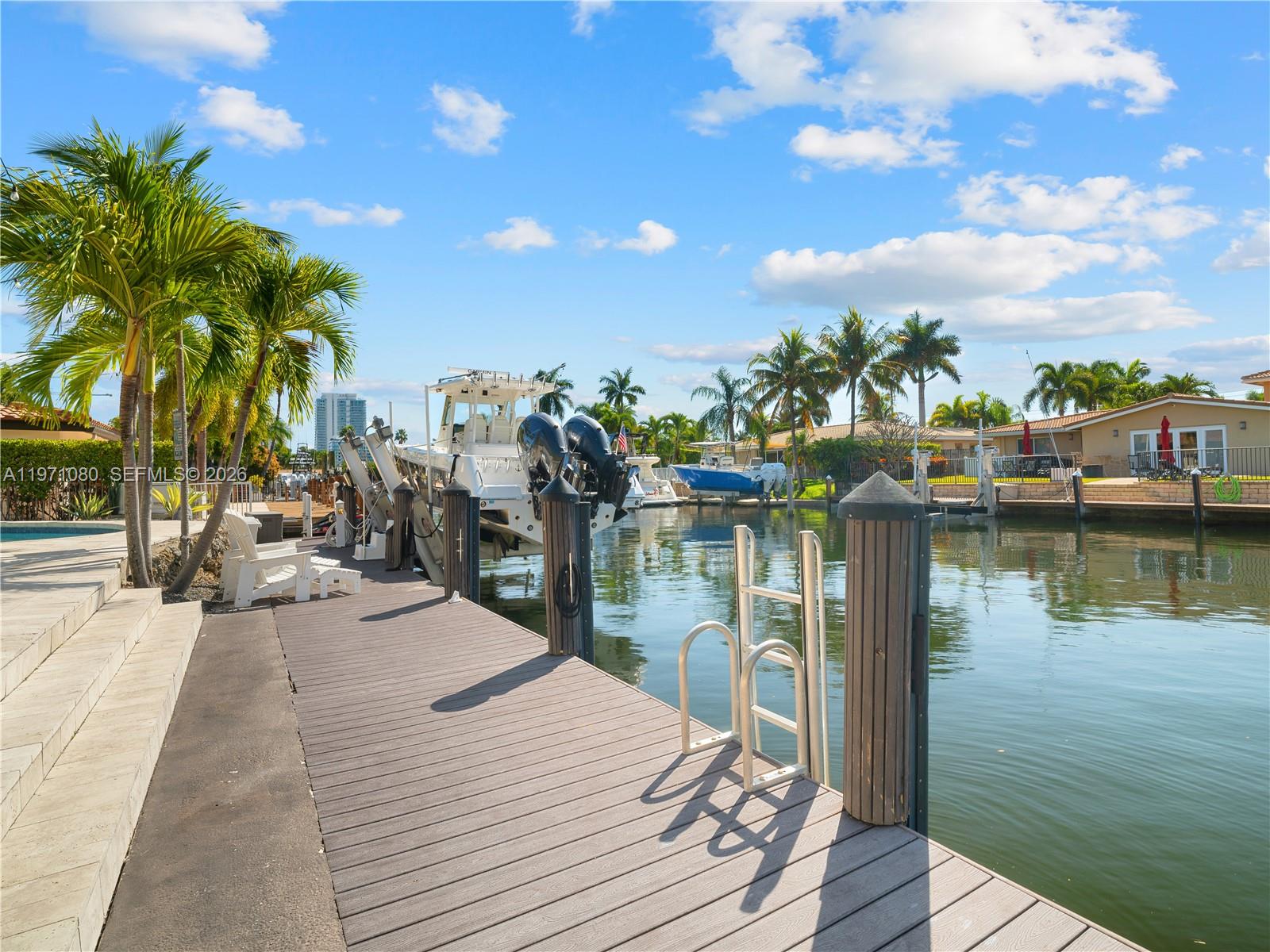 2512 SE 9th St Pompano Beach, FL 33062