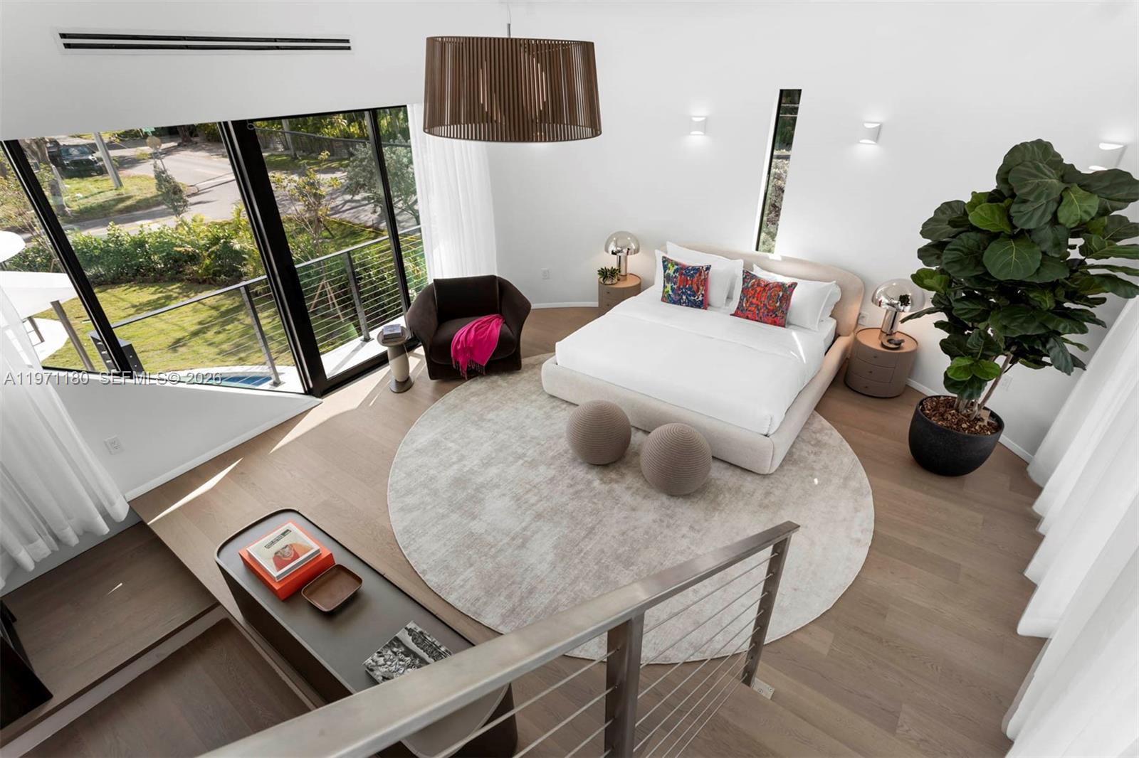 5261 NE 5th Ave Miami, FL 33137