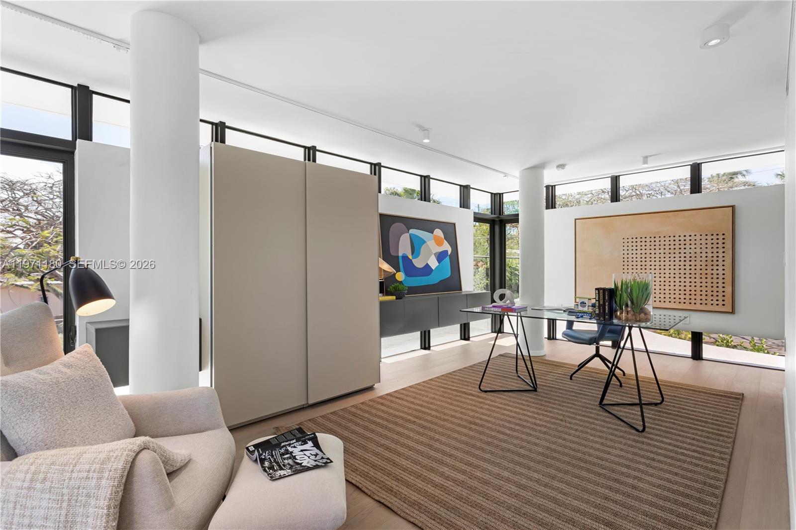 5261 NE 5th Ave Miami, FL 33137