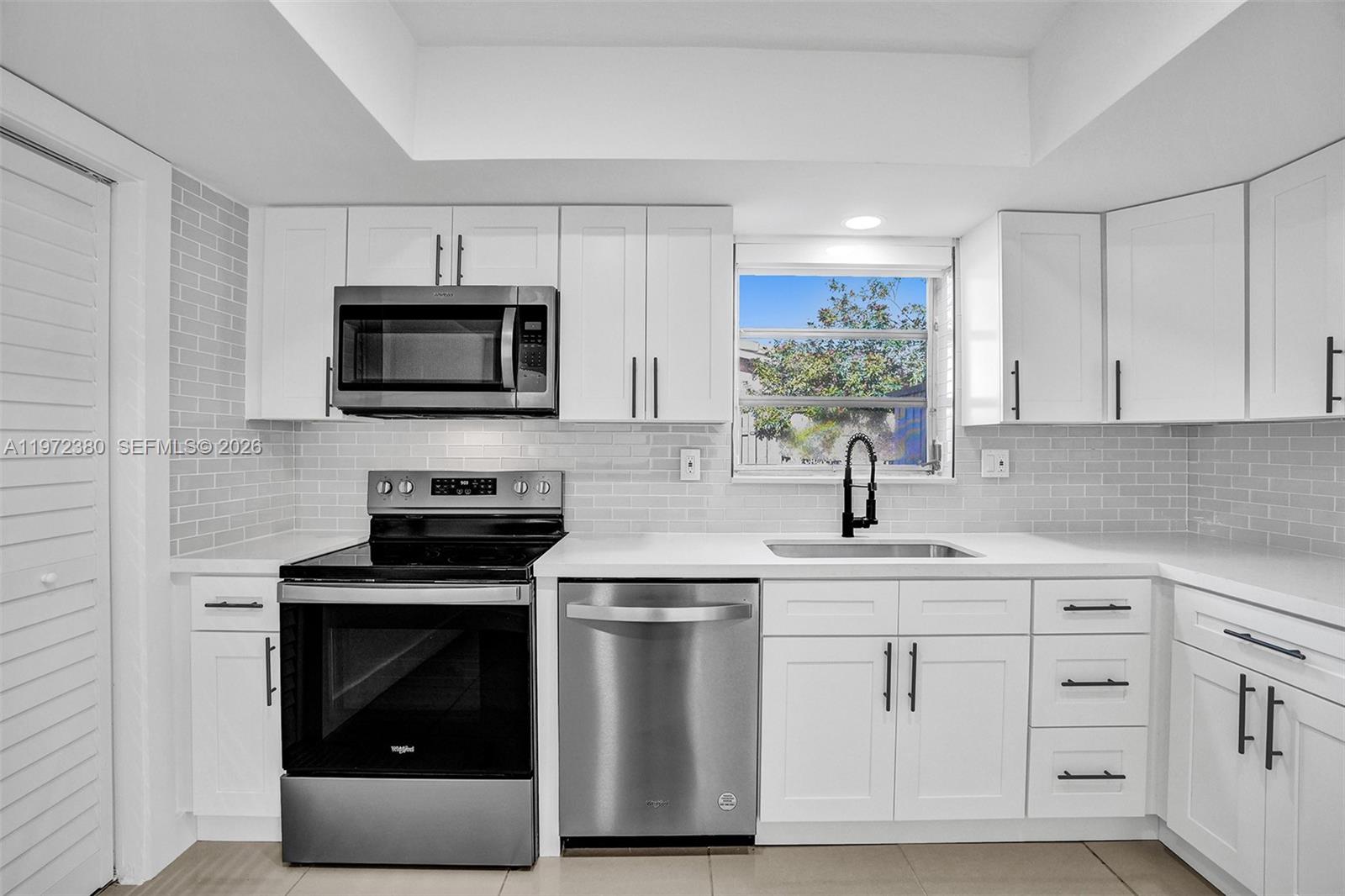 8521 Pasadena Blvd Pembroke Pines, FL 33024