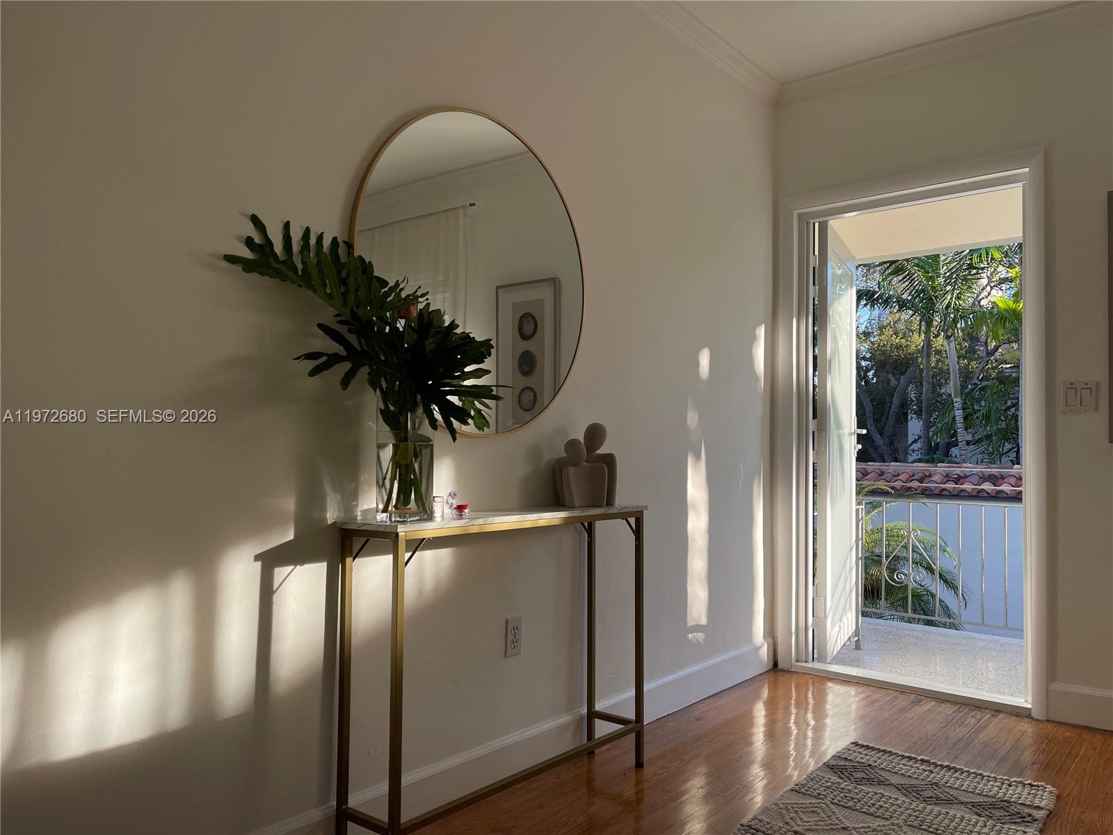 4780 Pine Tree Dr #8 Miami Beach, FL 33140