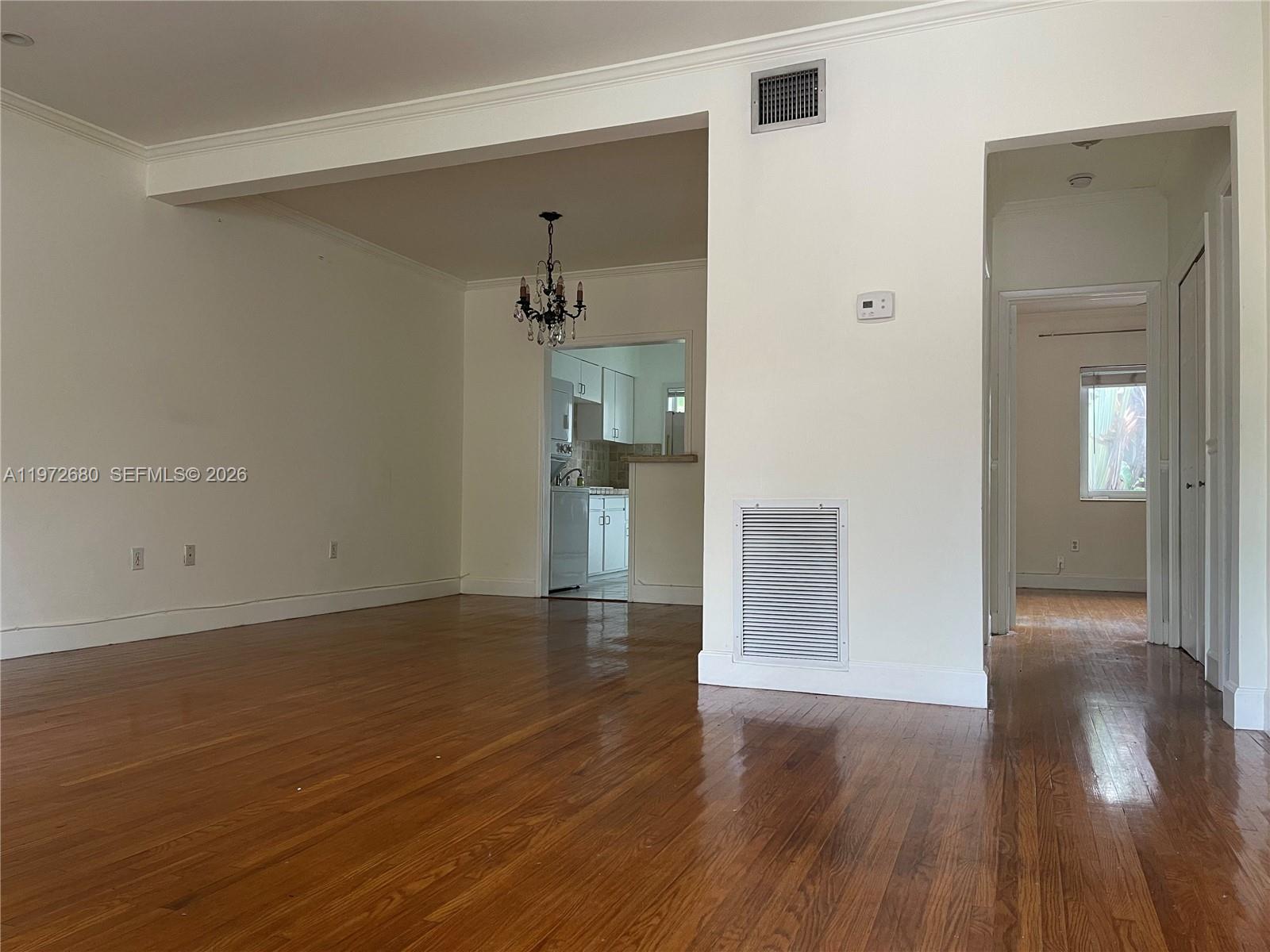 4780 Pine Tree Dr #8 Miami Beach, FL 33140