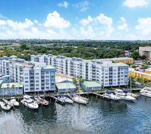 2415 NW 16th St Rd #214