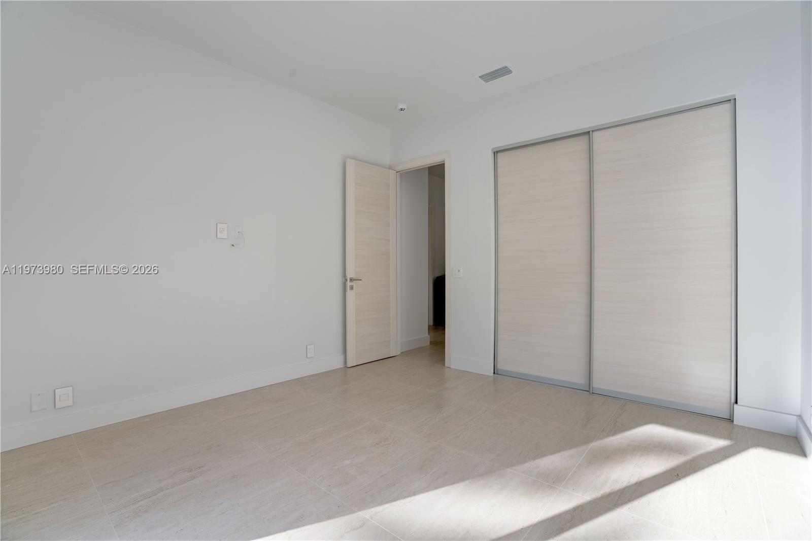 14036 N Miller Dr Palm Beach Gardens, FL 33410