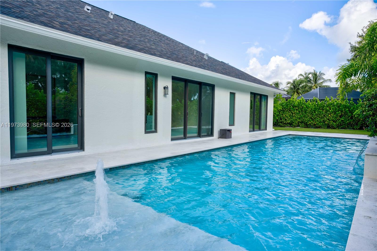 14036 N Miller Dr Palm Beach Gardens, FL 33410