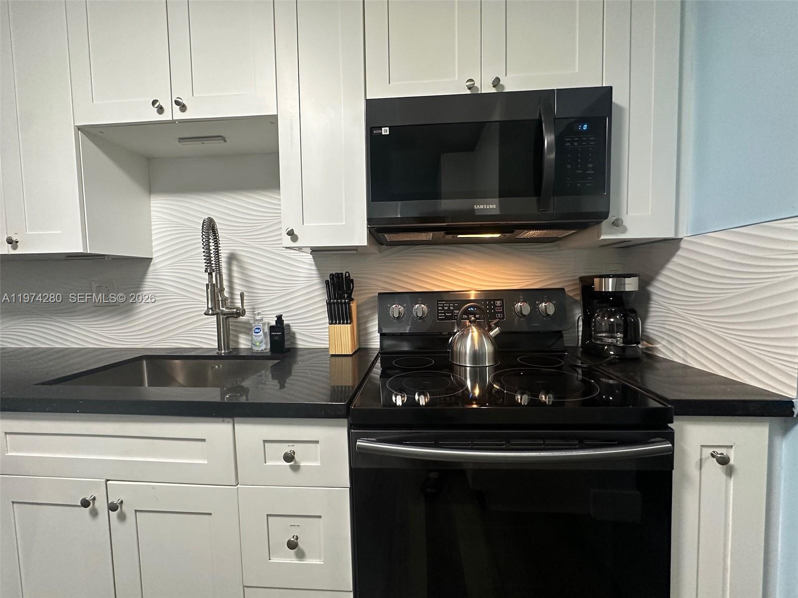 3134 Carter St Miami, FL 33133