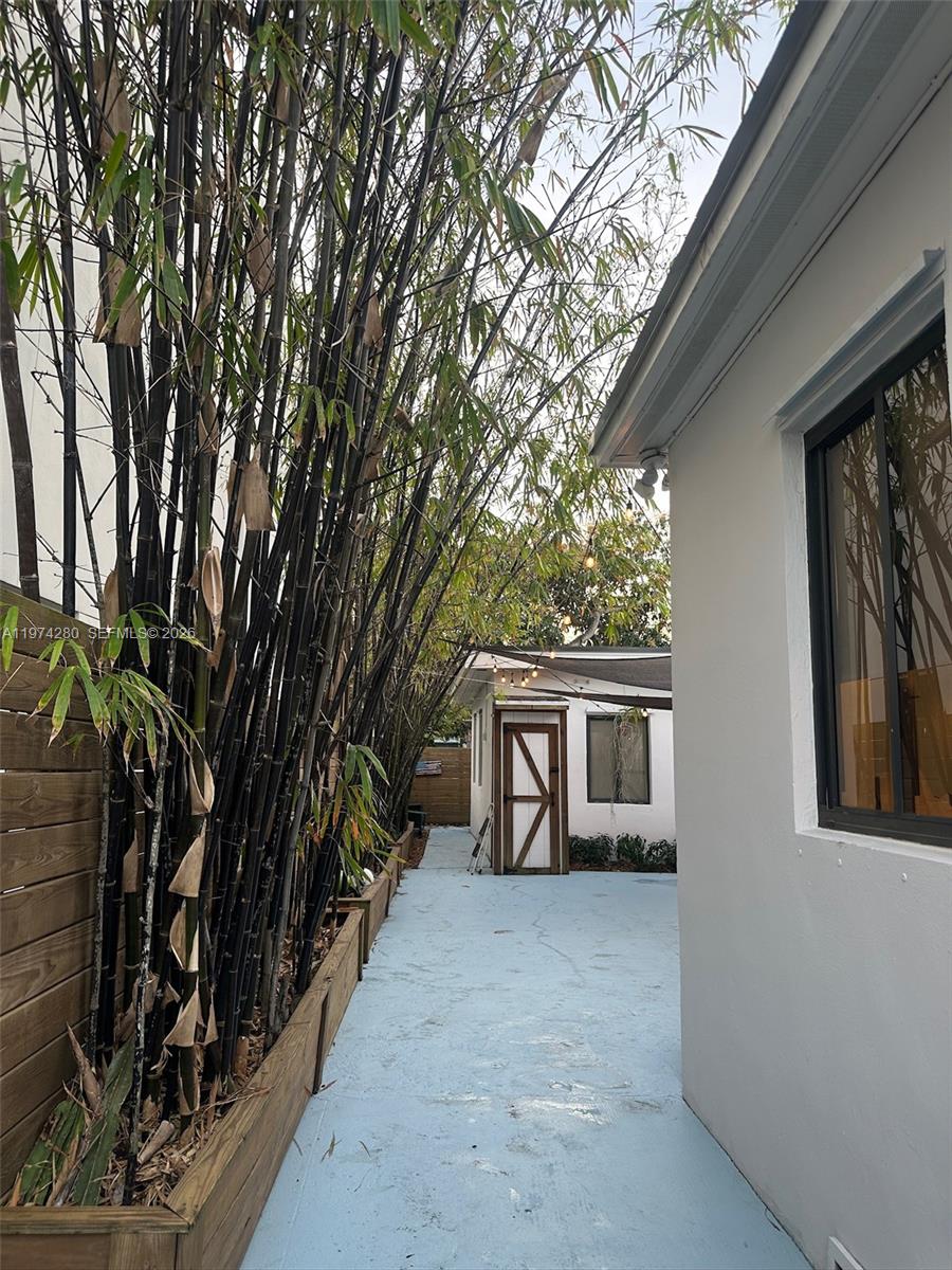 3134 Carter St Miami, FL 33133