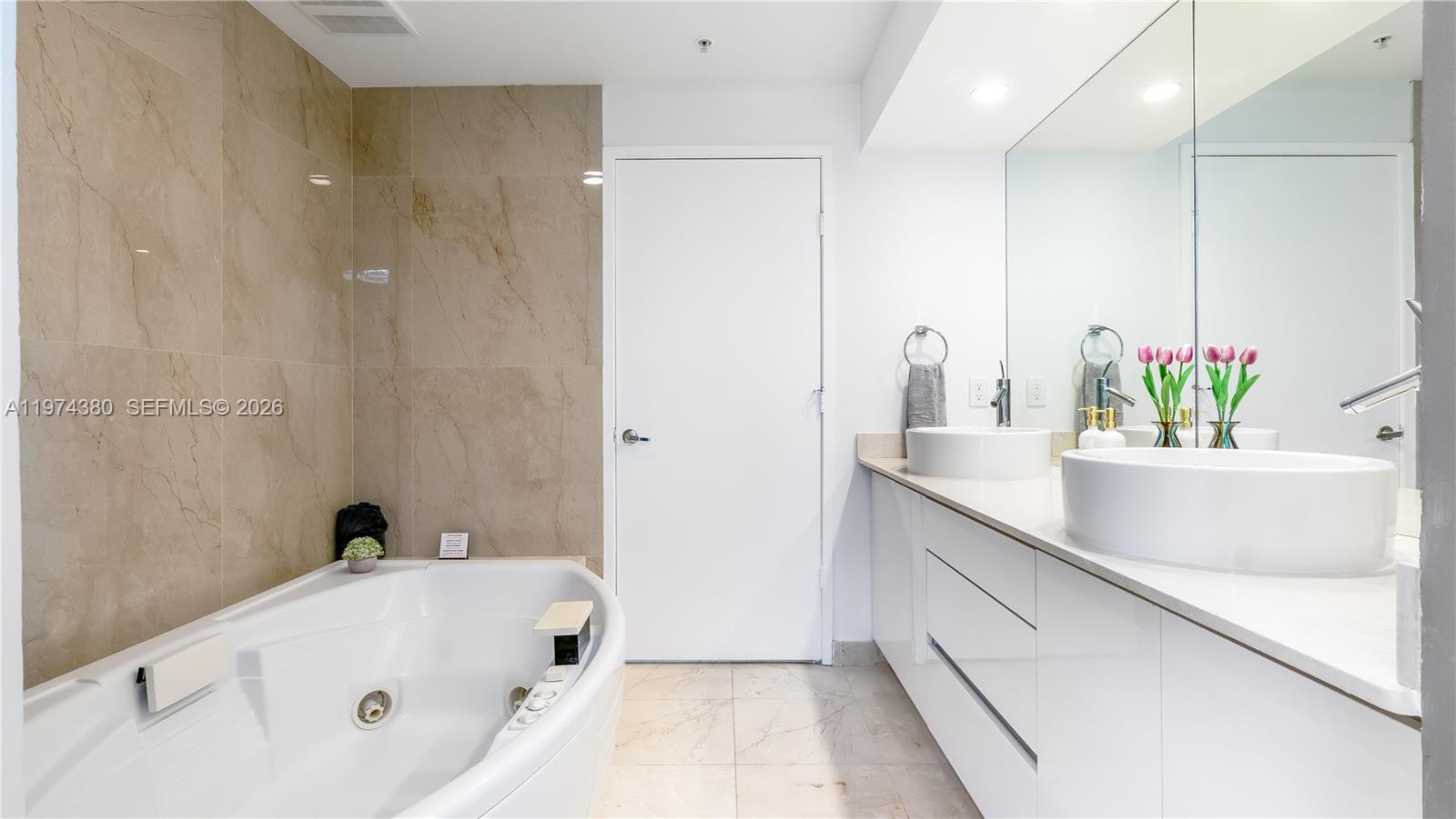 16275 Collins Ave #1503 Sunny Isles Beach, FL 33160