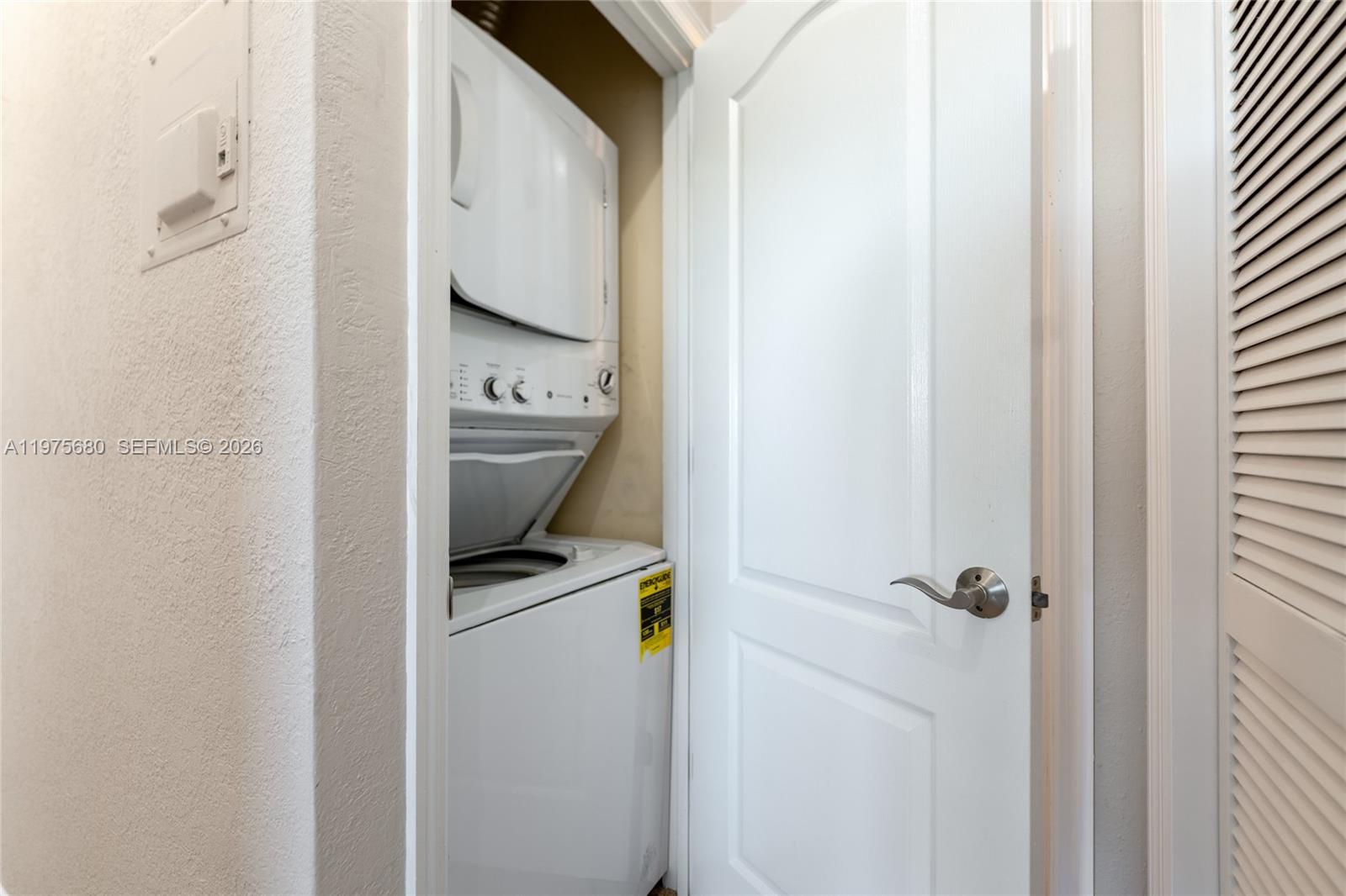 2225 NE 123rd St #215 North Miami, FL 33181