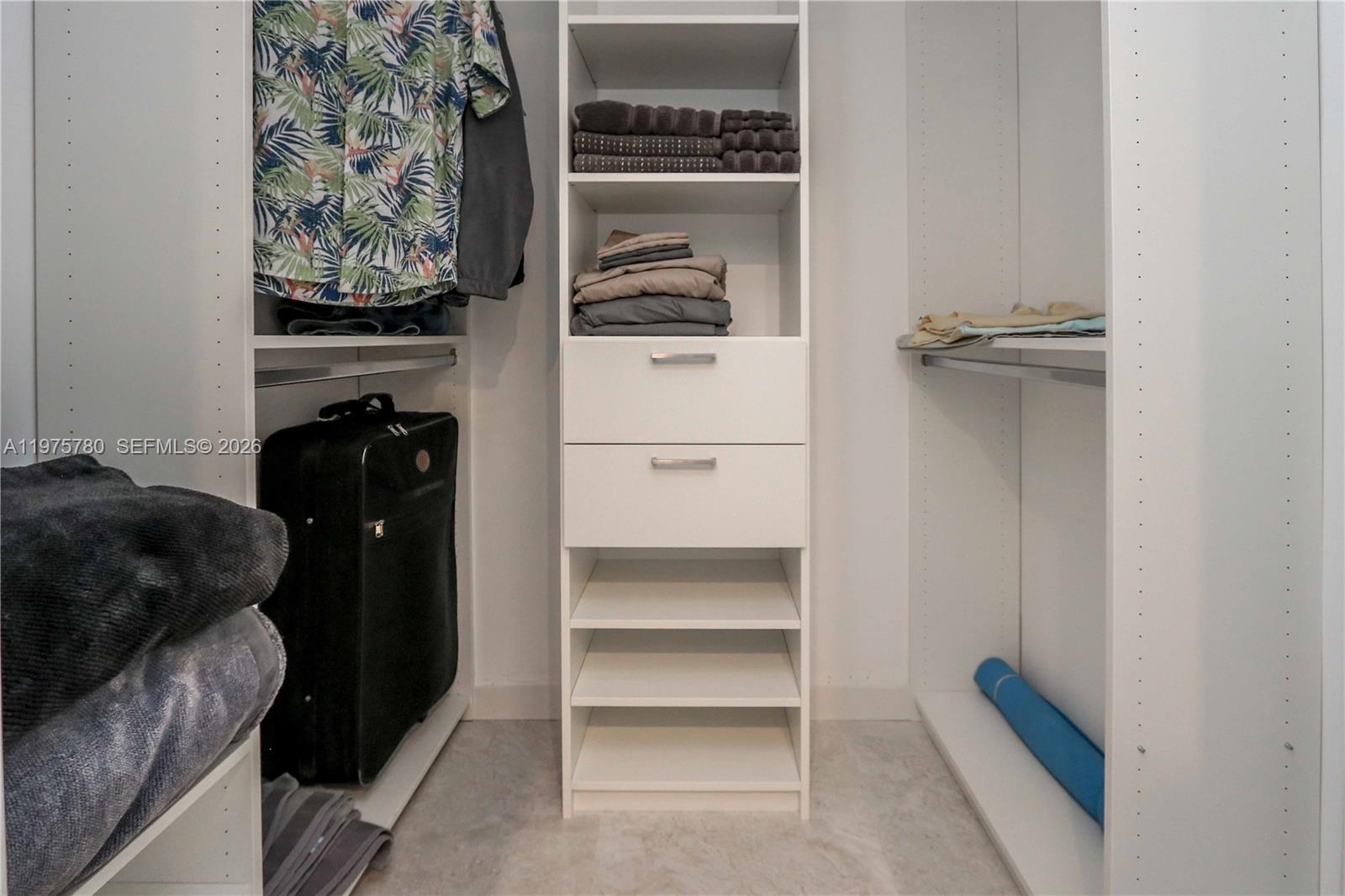 image Aria on the Bay11