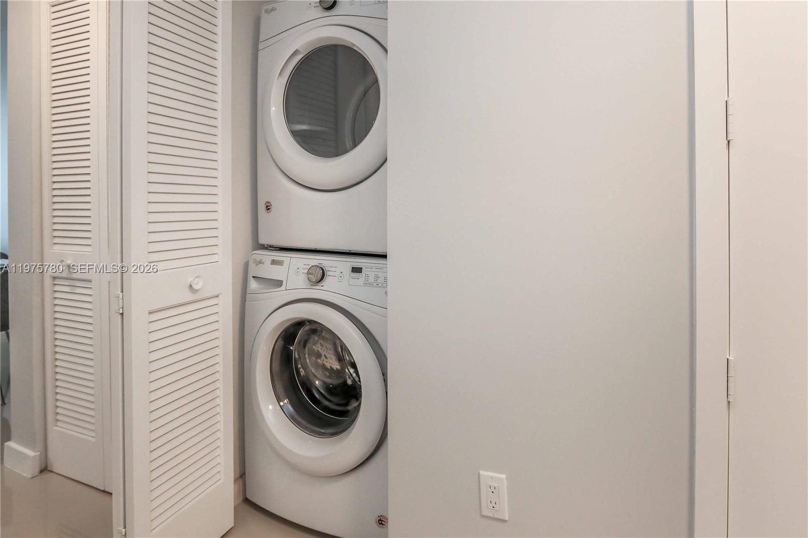 image Aria on the Bay15