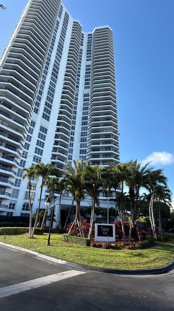 Undisclosed Address Aventura, FL 33180