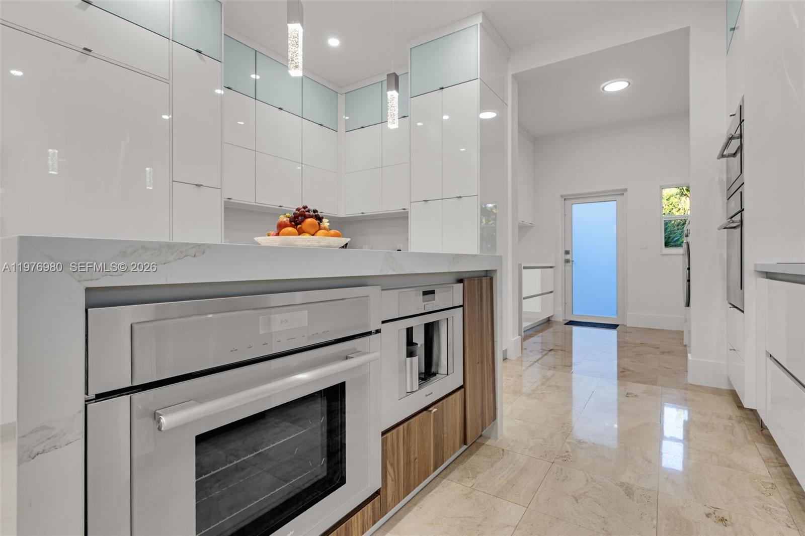 6290 SW 130th Ter Pinecrest, FL 33156