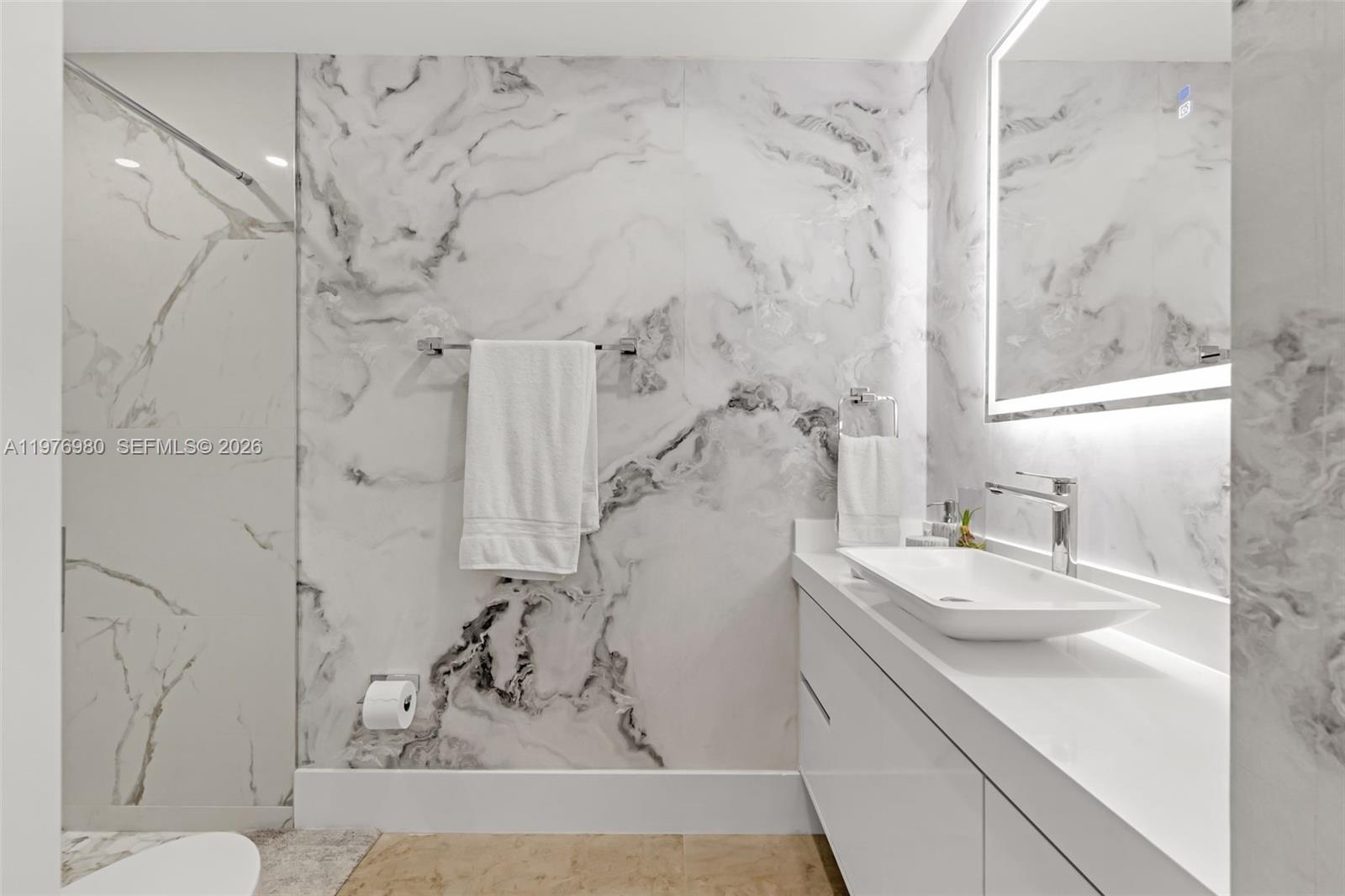 6290 SW 130th Ter Pinecrest, FL 33156