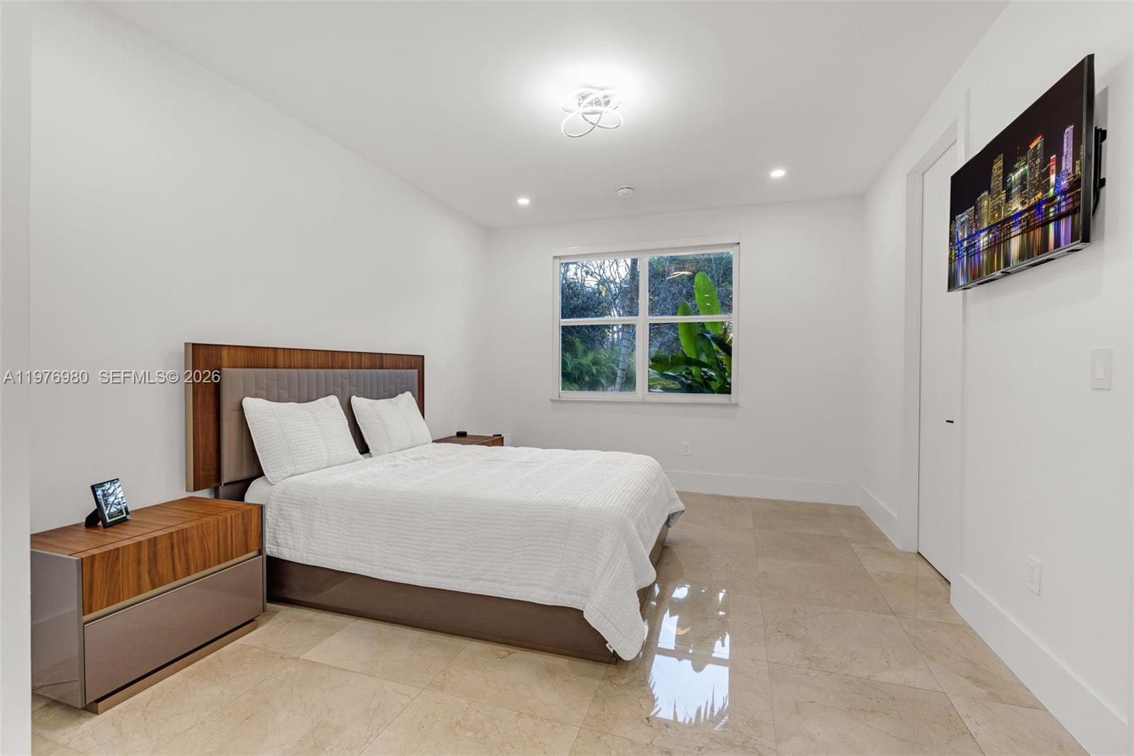 6290 SW 130th Ter Pinecrest, FL 33156