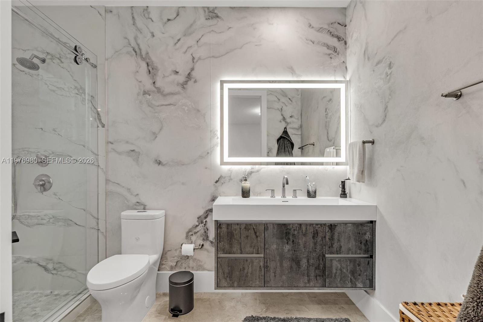 6290 SW 130th Ter Pinecrest, FL 33156