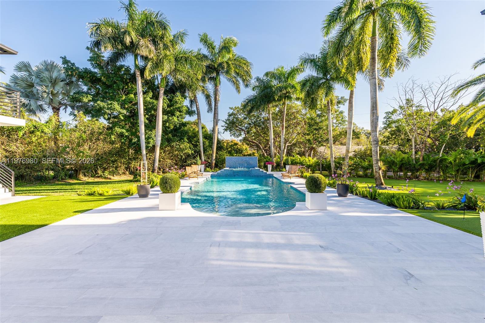 6290 SW 130th Ter Pinecrest, FL 33156