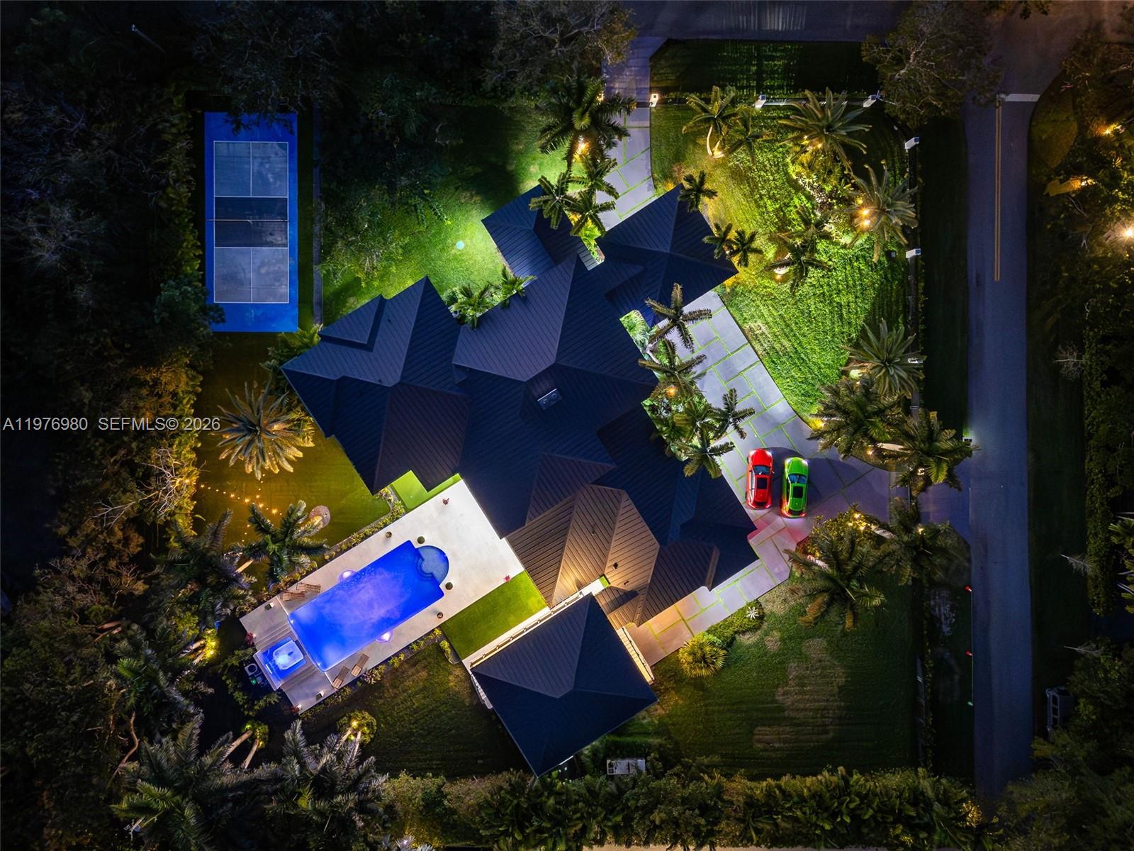 6290 SW 130th Ter Pinecrest, FL 33156