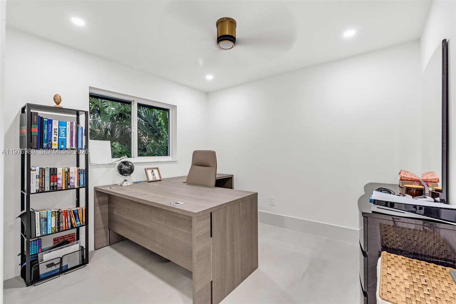 6290 SW 130th Ter Pinecrest, FL 33156