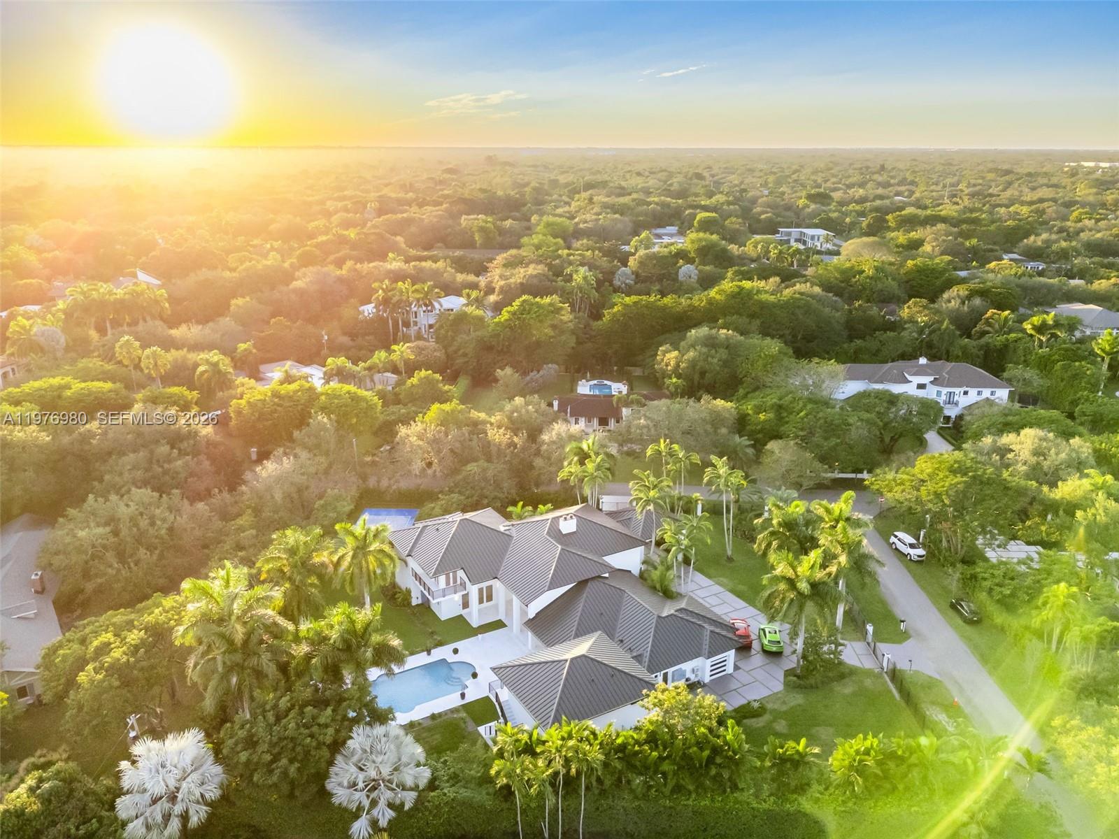 6290 SW 130th Ter Pinecrest, FL 33156