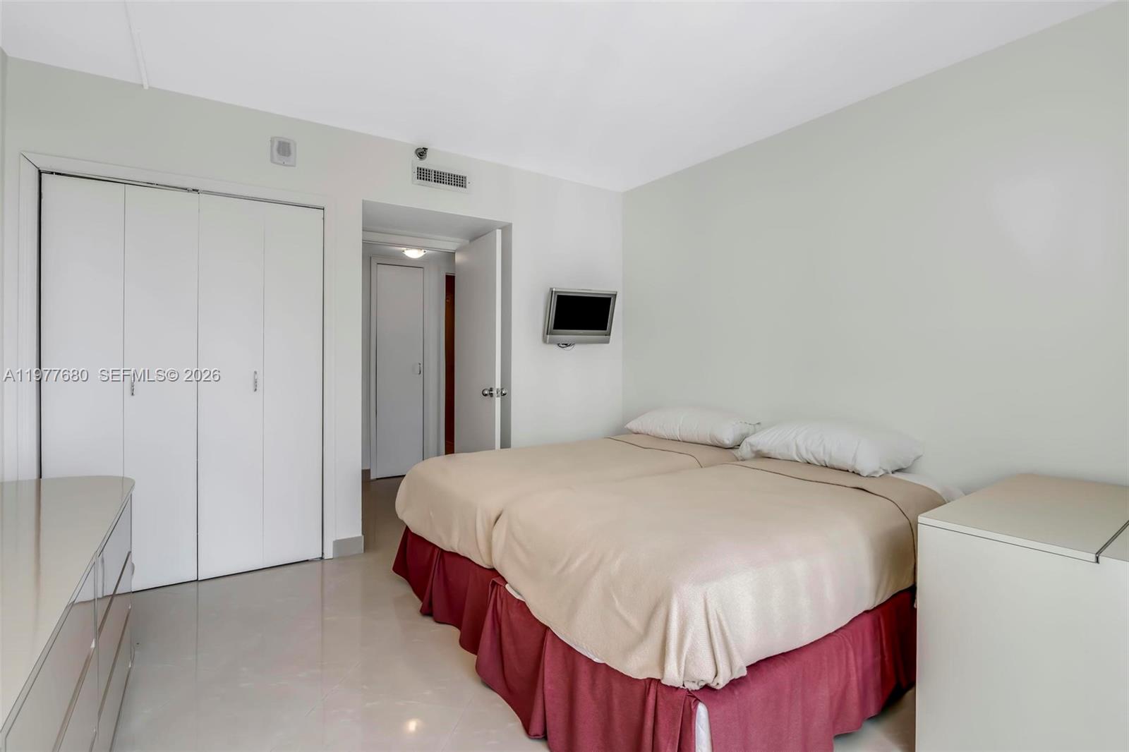 19707 Turnberry Way #22G Aventura, FL 33180