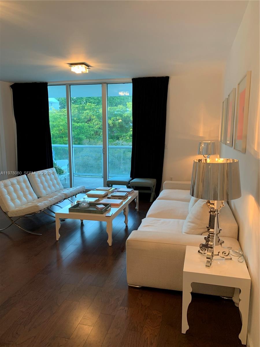 720 NE 62nd St #403 Miami, FL 33138