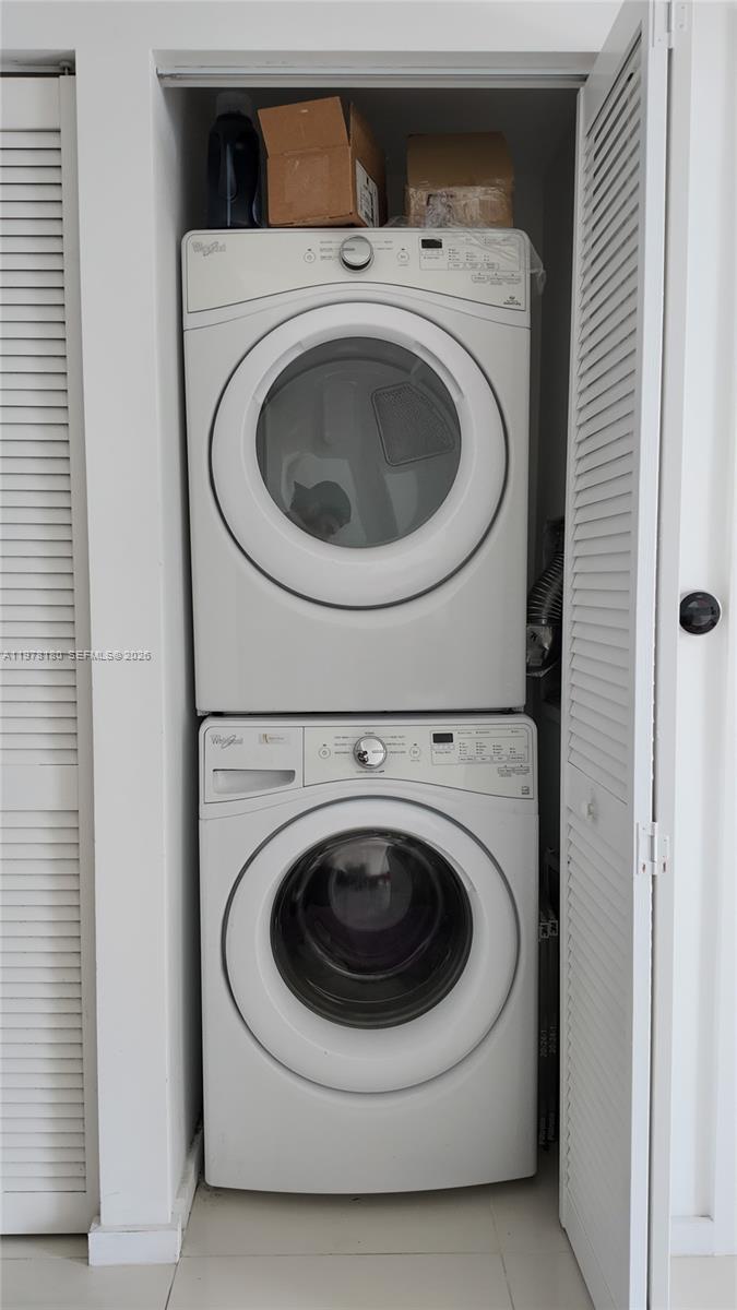 5300 Paseo Blvd #1807 Doral, FL 33166