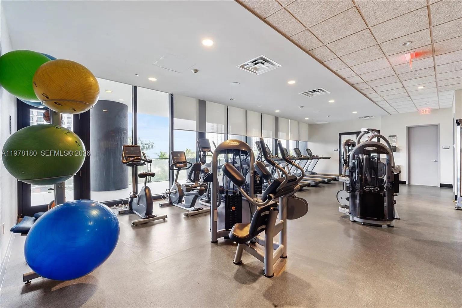 5300 Paseo Blvd #1807 Doral, FL 33166