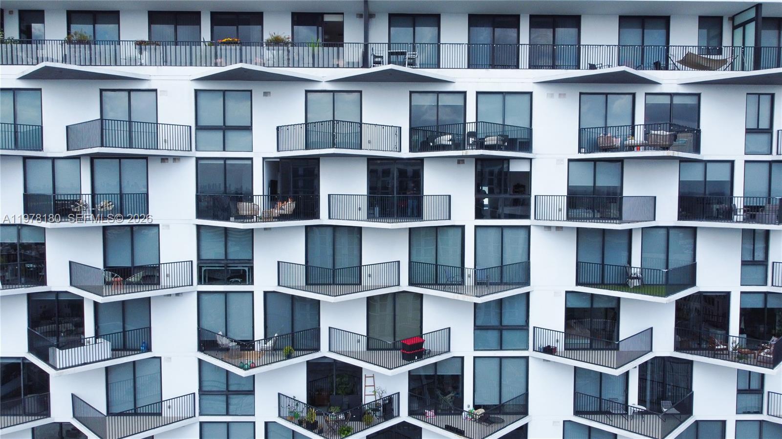 5300 Paseo Blvd #1807 Doral, FL 33166