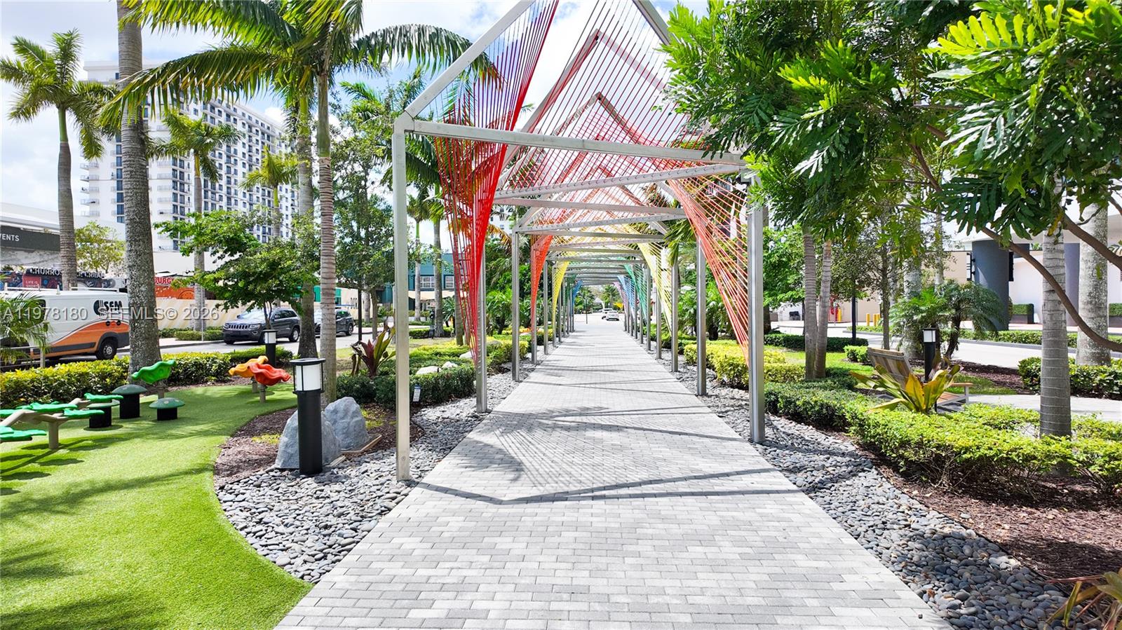 5300 Paseo Blvd #1807 Doral, FL 33166