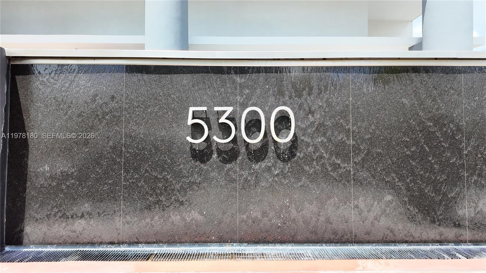 5300 Paseo Blvd #1807 Doral, FL 33166