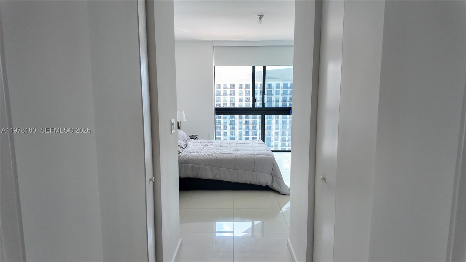 5300 Paseo Blvd #1807 Doral, FL 33166