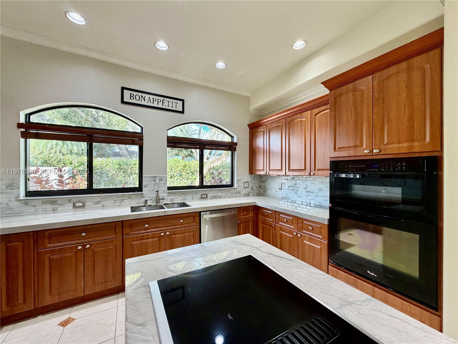 12391 SW 75th St Miami, FL 33183