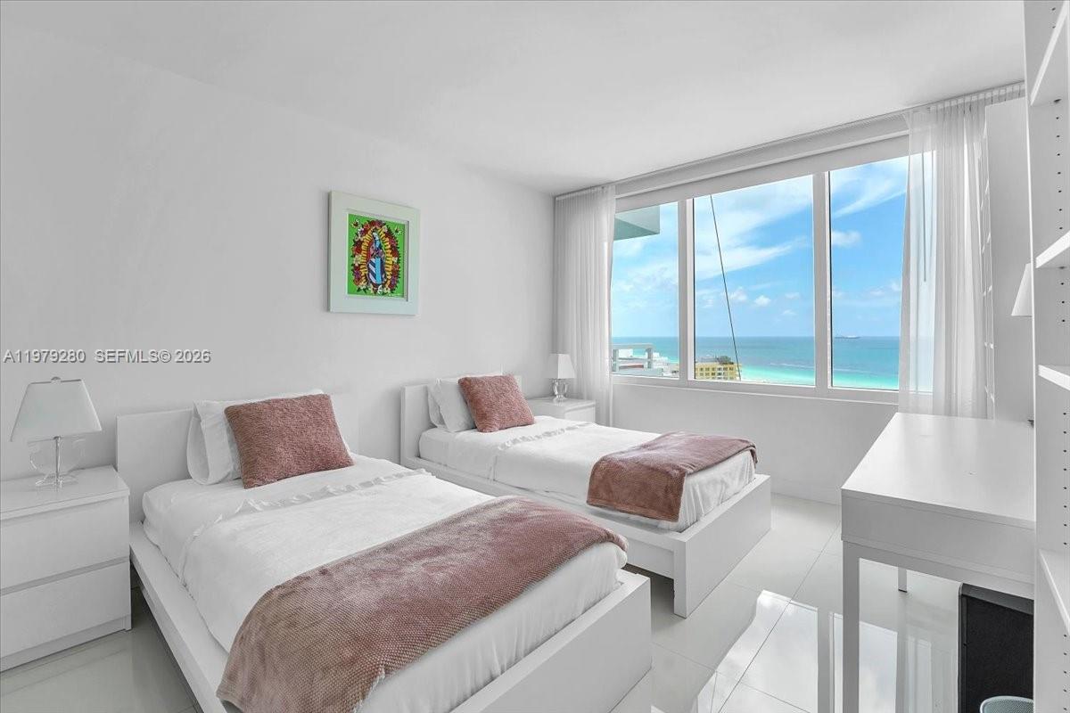 400 S Pointe Dr #1910 Miami Beach, FL 33139