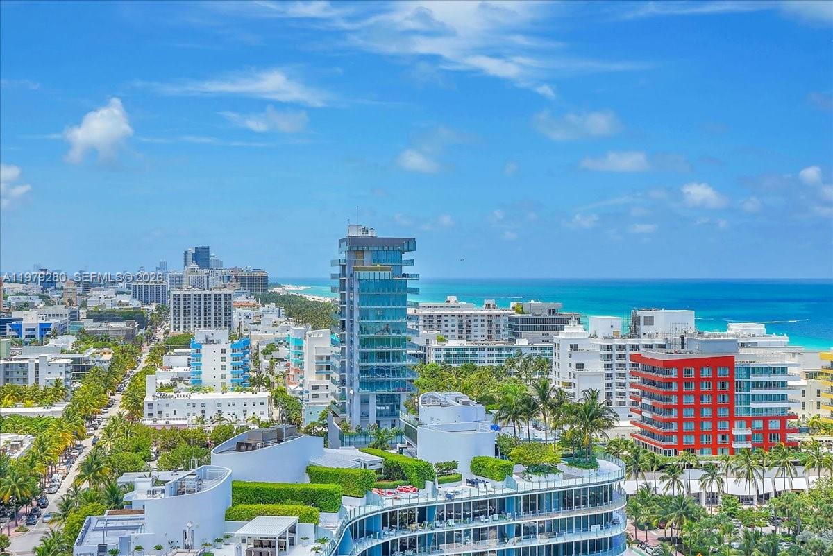 400 S Pointe Dr #1910 Miami Beach, FL 33139