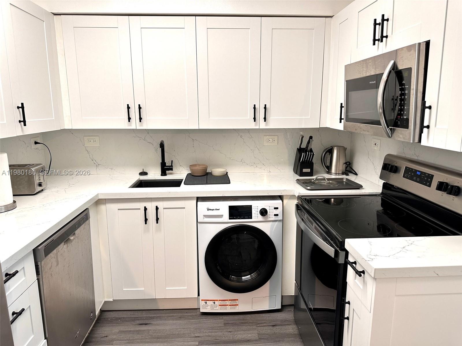 1500 Bay Rd #234S Miami Beach, FL 33139