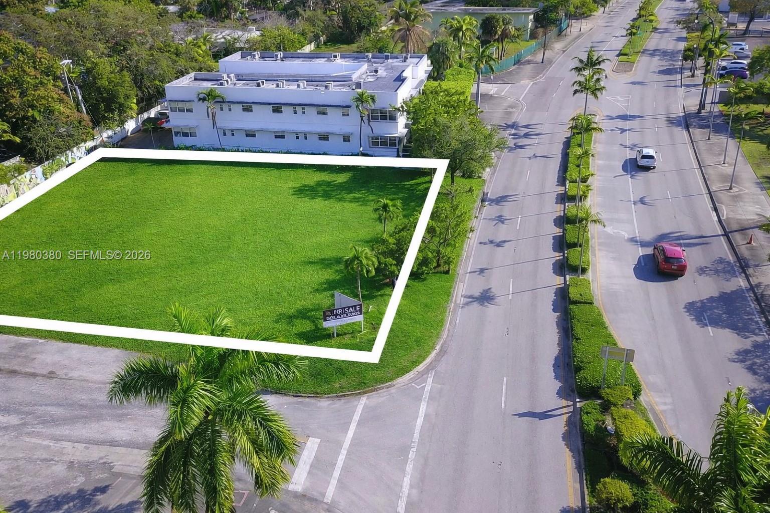 5215 Biscayne Miami, FL 33137