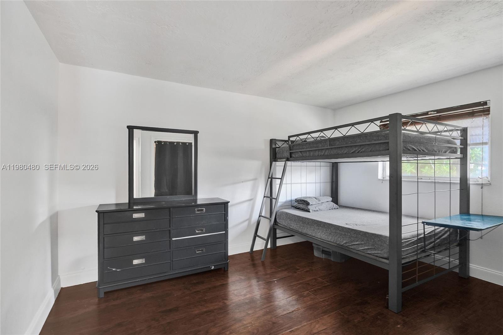 8699 NW 26th Pl Sunrise, FL 33322