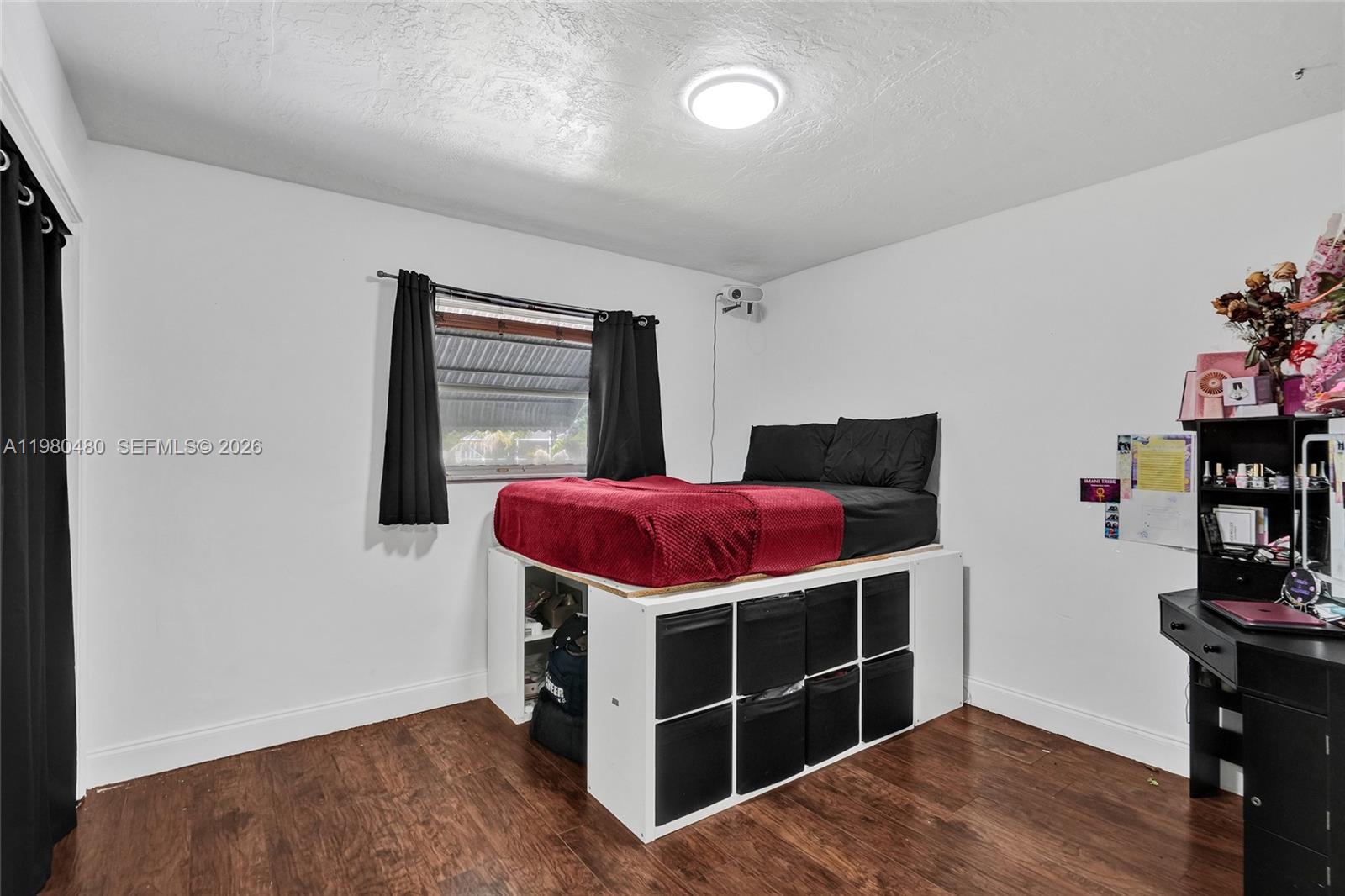 8699 NW 26th Pl Sunrise, FL 33322