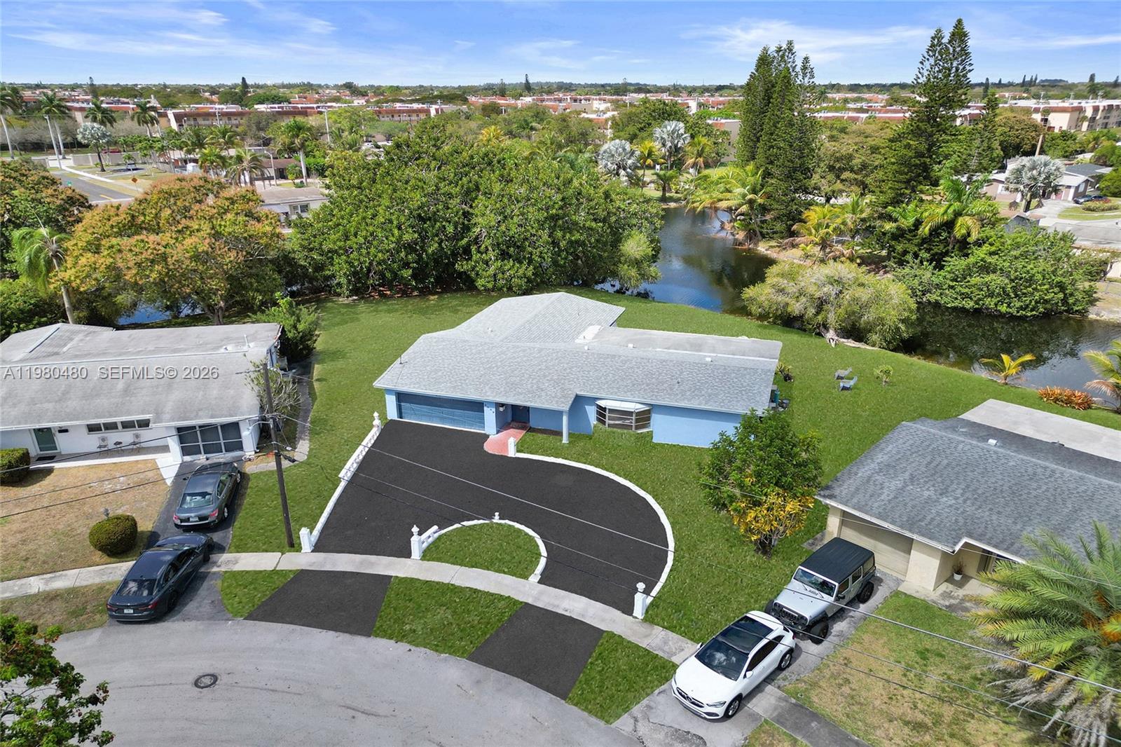 8699 NW 26th Pl Sunrise, FL 33322