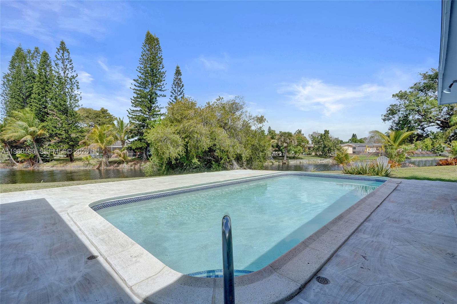 8699 NW 26th Pl Sunrise, FL 33322