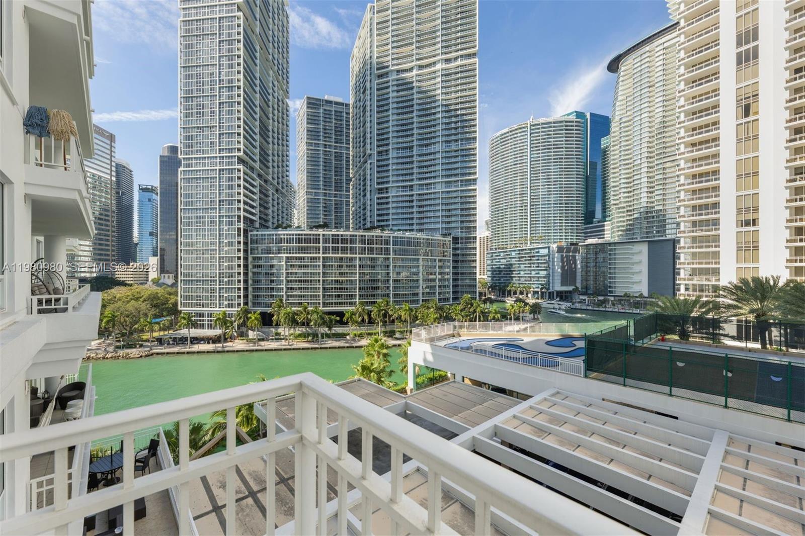 801 Brickell Key Blvd #806 Miami, FL 33131