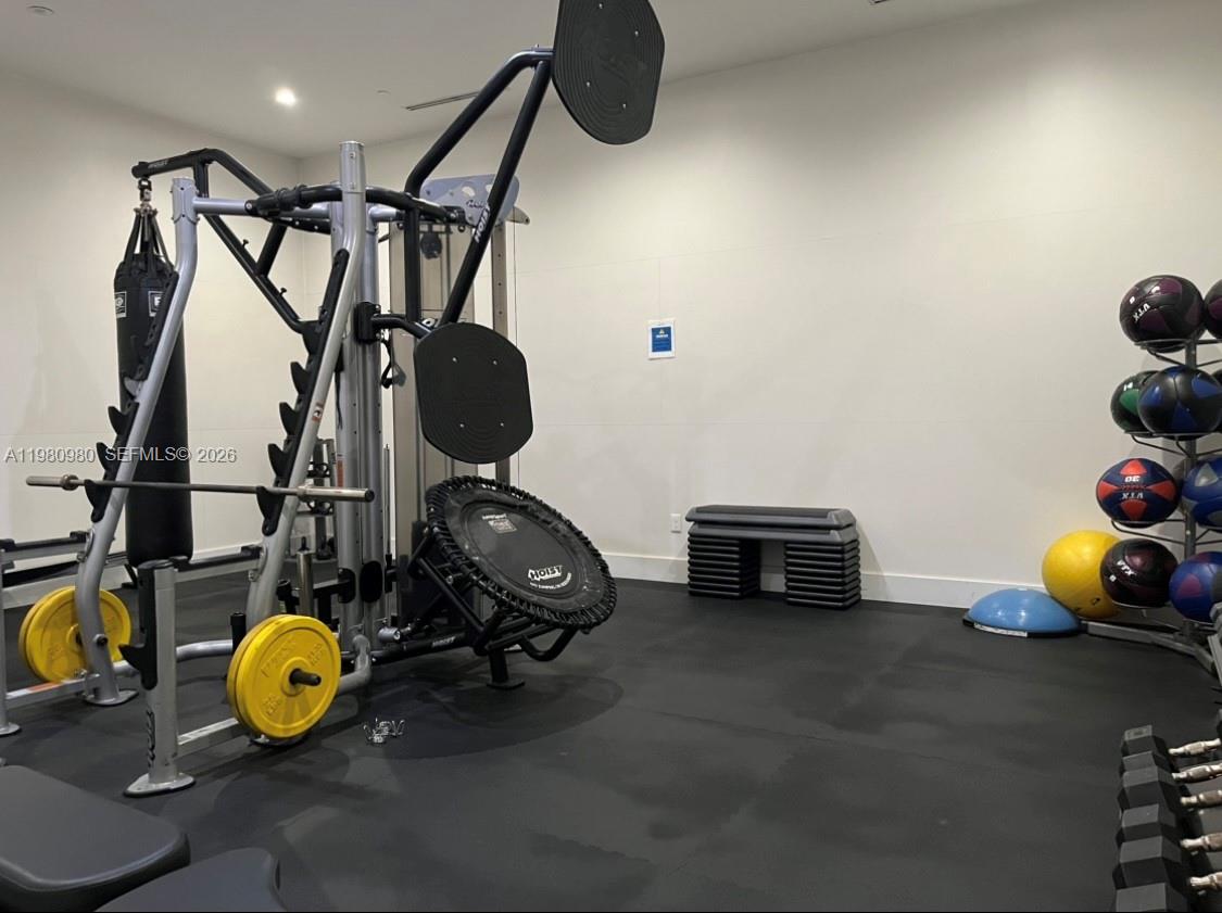 801 Brickell Key Blvd #806 Miami, FL 33131