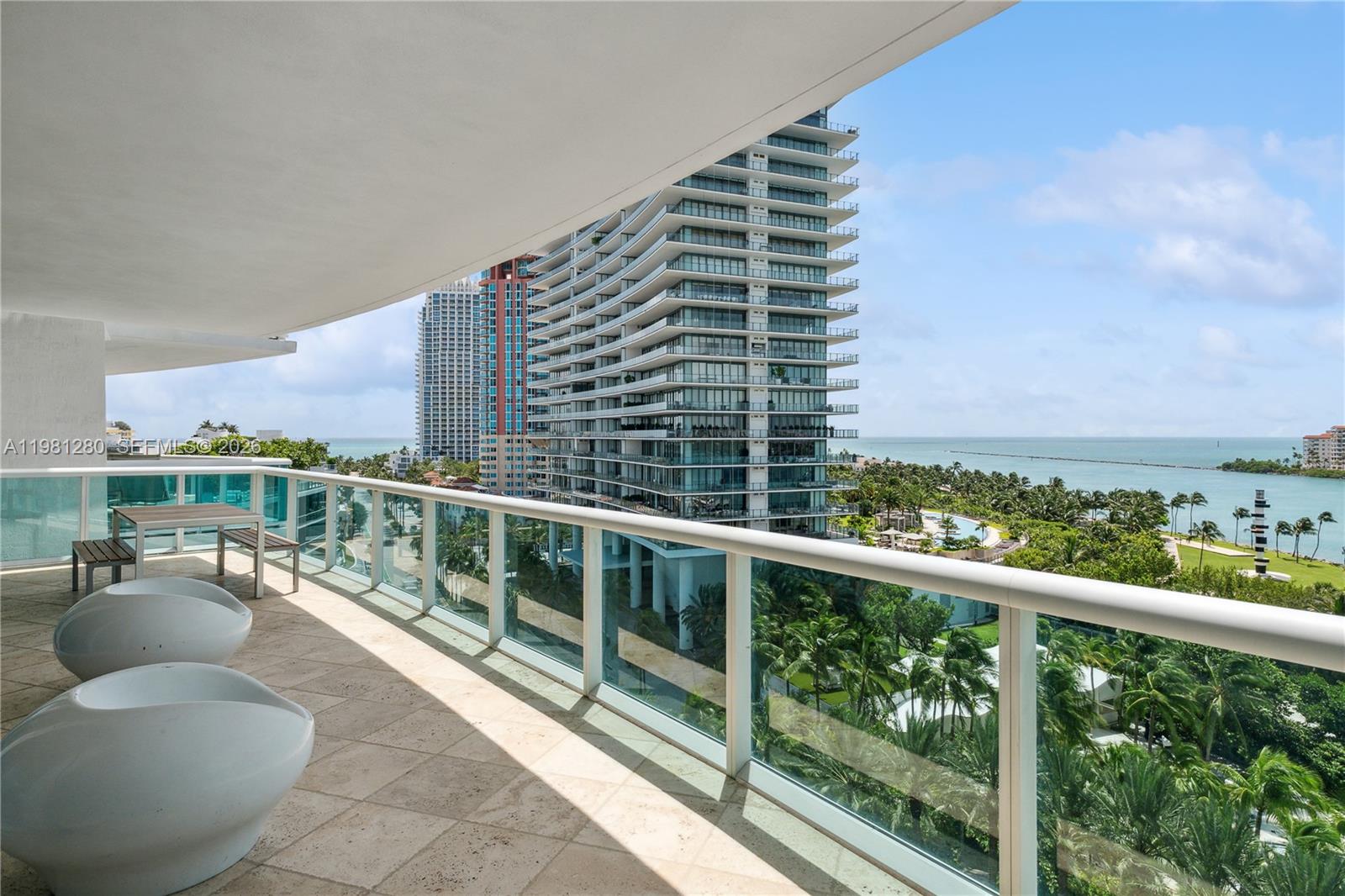 1000 S Pointe Dr #904 Miami Beach, FL 33139