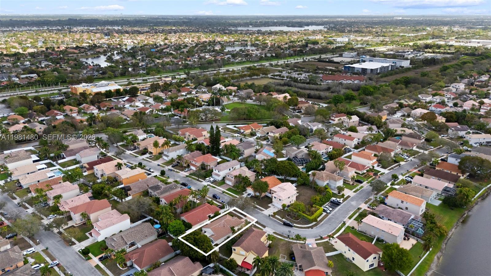 334 SW 194th Ave Pembroke Pines, FL 33029