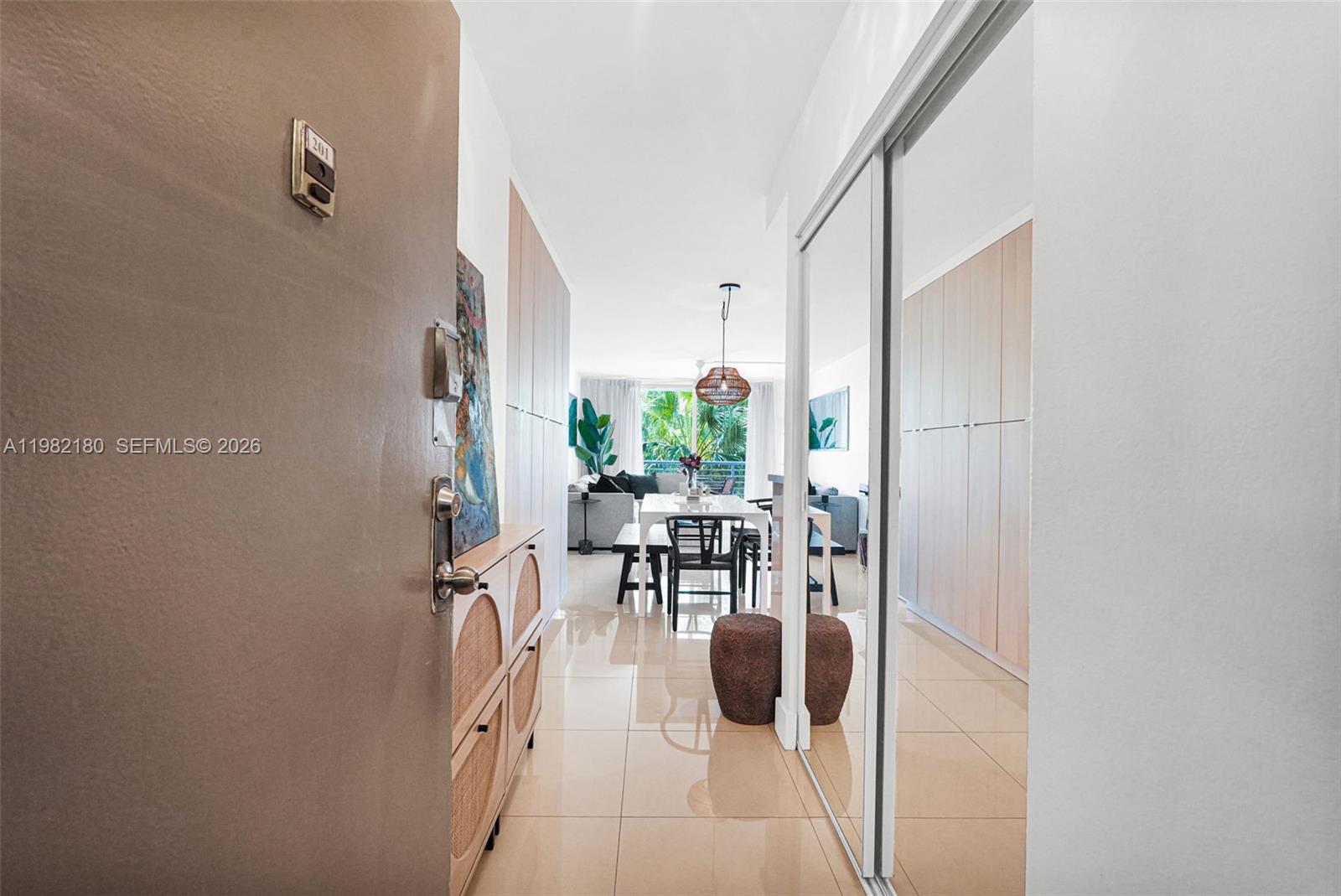 1605 Bay Rd #201 Miami Beach, FL 33139