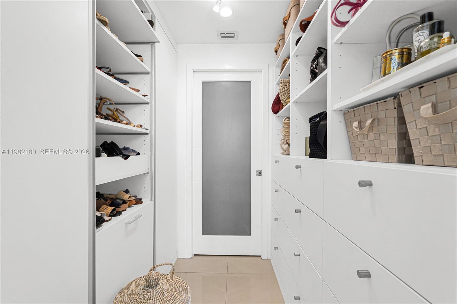 1605 Bay Rd #201 Miami Beach, FL 33139