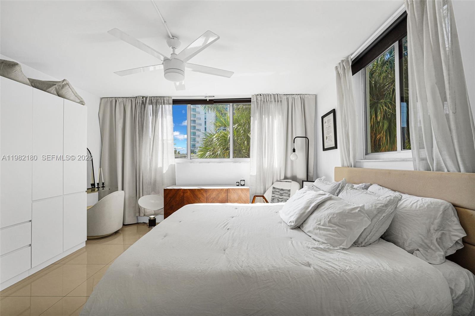 1605 Bay Rd #201 Miami Beach, FL 33139